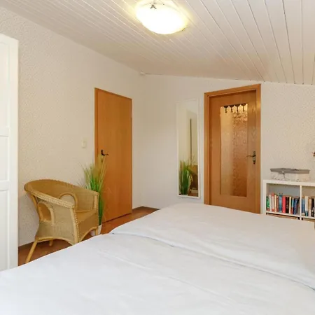 Fewo Ingeborg 02 Mit Garten Und Wlan Ostseebad Kühlungsborn
