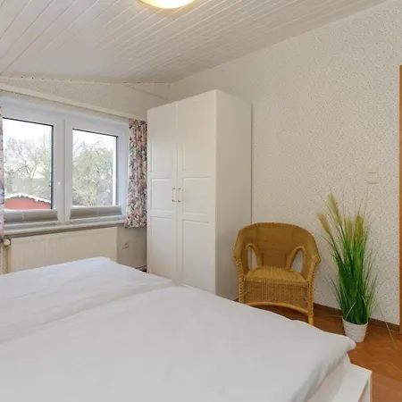 Fewo Ingeborg 02 Mit Garten Und Wlan Ostseebad Kühlungsborn